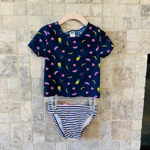 Girls, 3T Old Navy swimsuit
